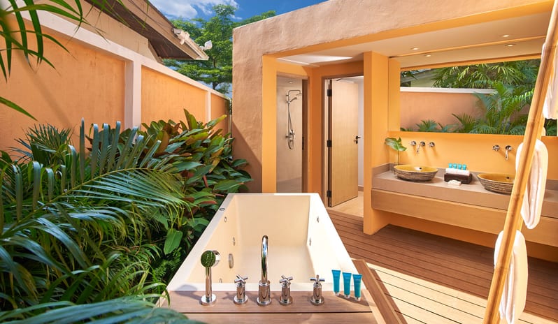 AMARI VOGUE TWO BEDROOM POOL VILLA BATHROOM